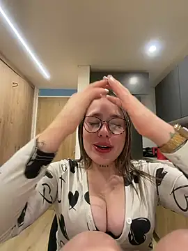 Zoe olsen online show from 27, 6, 2026