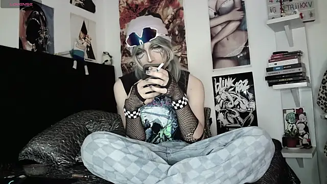 Snapshot of kiiler_queen chatting on 10, 4, 2026 kiiler queen online show from 10, 4, 2026