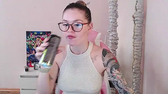 Snapshot of miaacatt chatting on 3, 10, 2025 miaacatt online show from 3, 10, 2025