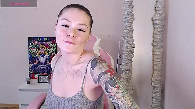 Snapshot of miaacatt chatting on 22, 10, 2025 miaacatt online show from 22, 10, 2025