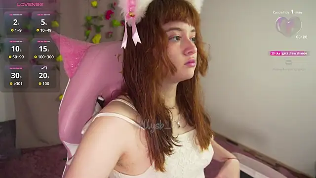 Snapshot of molly_russell chatting on 22, 10, 2025 molly russell online show from 22, 10, 2025