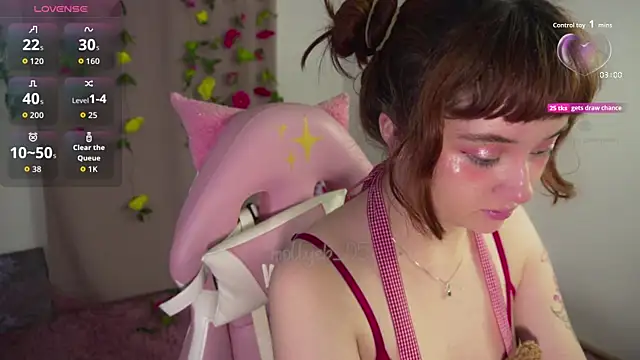 Snapshot of molly_russell chatting on 26, 10, 2025 molly russell online show from 26, 10, 2025