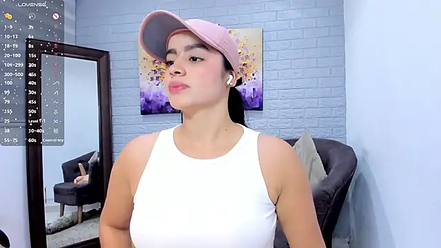 Paula Desousa online show from 28, 4, 2026