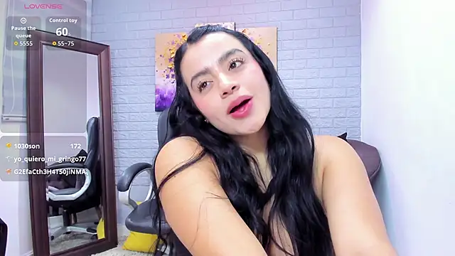 Paula Desousa online show from 13, 5, 2026
