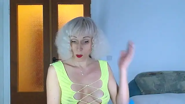 Snapshot of Kissiya-Allisya chatting on 27, 2, 2025 Kissiya-Allisya online show from 27, 2, 2025