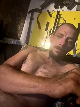 Snapshot of 420rickie420 chatting on 8, 12, 2024 420rickie420 online show from 8, 12, 2024