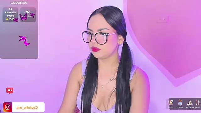 amber white25  online show from 3, 1, 2025