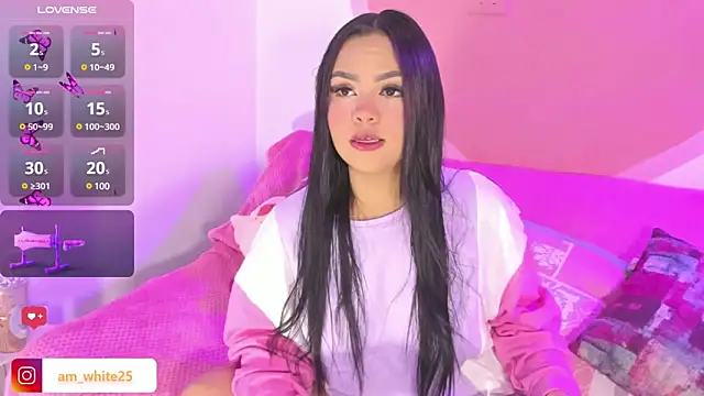 amber white25  online show from 21, 1, 2025