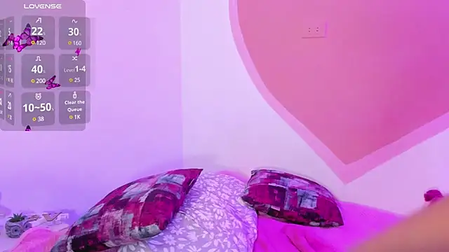 amber white25  online show from 22, 2, 2025