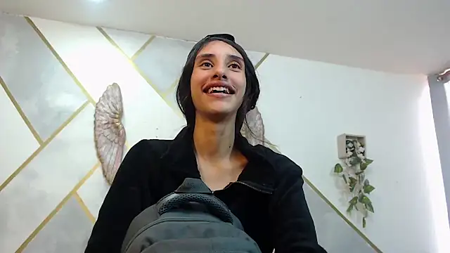 RoxanaCyrano  online show from 7, 1, 2026