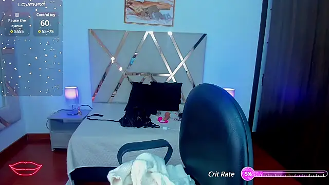 carolynne18 online show from 2, 12, 2024
