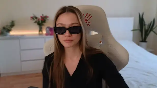 Madi soon online show from 4, 2, 2025