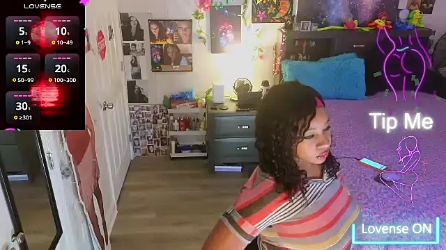 Snapshot of temptressbeauty24 chatting on 20, 10, 2025 temptressbeauty24 online show from 20, 10, 2025