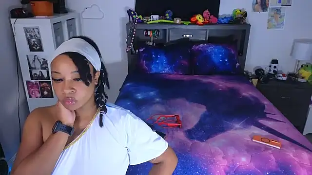 temptressbeauty24 online show from 8, 4, 2026