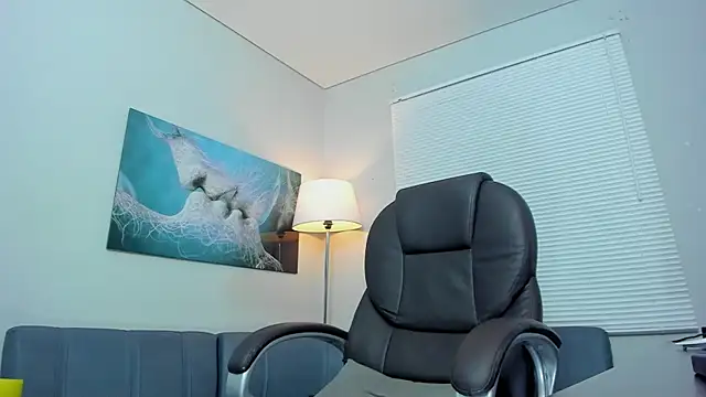 Snapshot of vincen_jose chatting on 3, 10, 2025 vincen jose online show from 3, 10, 2025