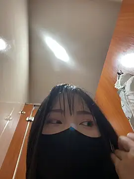 Asia-Lynn online show from 6, 7, 2026