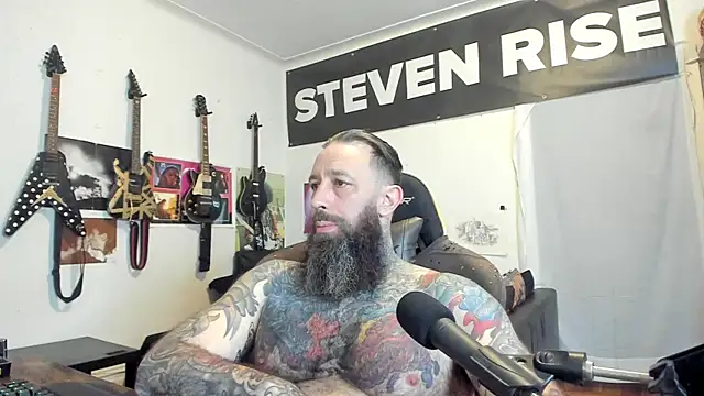 Snapshot of StevenRiseNYC chatting on 19, 4, 2026 StevenRiseNYC online show from 19, 4, 2026