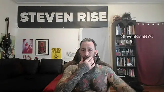 Snapshot of StevenRiseNYC chatting on 1, 5, 2026 StevenRiseNYC online show from 1, 5, 2026