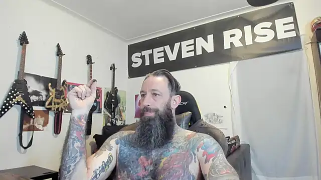 Snapshot of StevenRiseNYC chatting on 2, 5, 2026 StevenRiseNYC online show from 2, 5, 2026