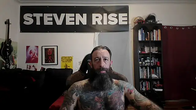 Snapshot of StevenRiseNYC chatting on 21, 5, 2026 StevenRiseNYC online show from 21, 5, 2026