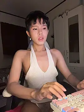 Plaxtique online show from 6, 1, 2026