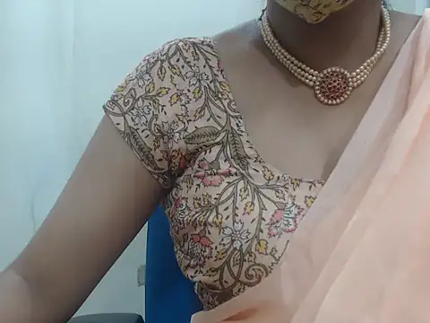 Lovely Siri 23 online show from 11, 11, 2025