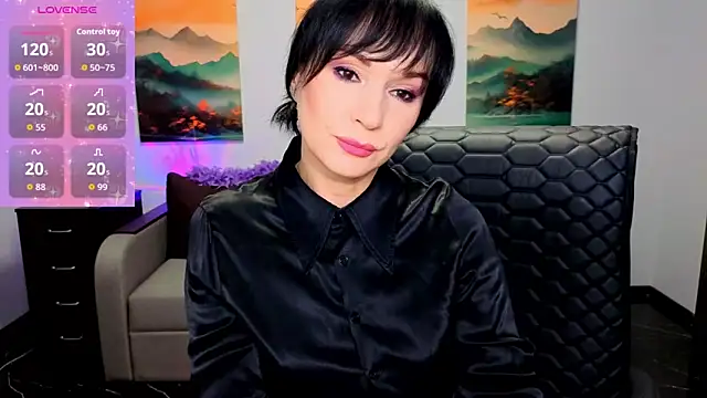 Snapshot of Sofia_Ford chatting on 28, 10, 2025 Sofia Ford online show from 28, 10, 2025