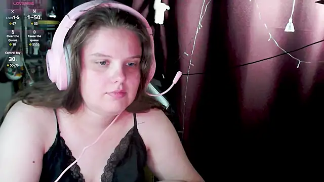 Snapshot of so_cute777 chatting on 23, 9, 2025 so cute777 online show from 23, 9, 2025