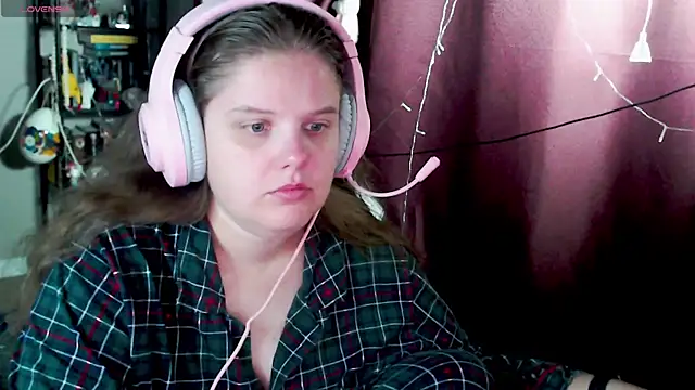 Snapshot of so_cute777 chatting on 28, 9, 2025 so cute777 online show from 28, 9, 2025