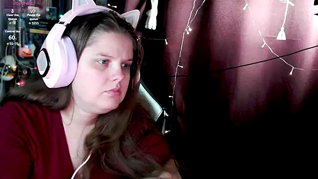 Snapshot of so_cute777 chatting on 15, 10, 2025 so cute777 online show from 15, 10, 2025