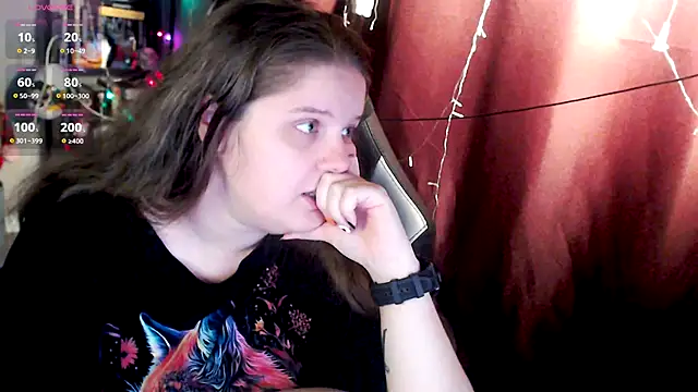 Snapshot of so_cute777 chatting on 27, 10, 2025 so cute777 online show from 27, 10, 2025