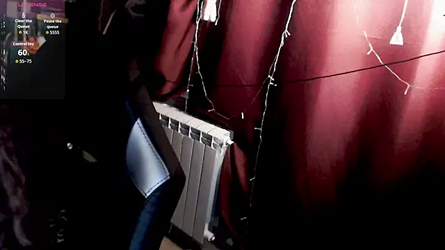 Snapshot of so_cute777 chatting on 28, 10, 2025 so cute777 online show from 28, 10, 2025