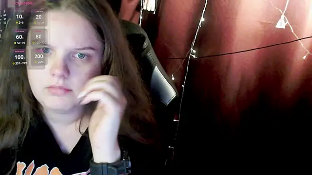 Snapshot of so_cute777 chatting on 28, 10, 2025 so cute777 online show from 28, 10, 2025