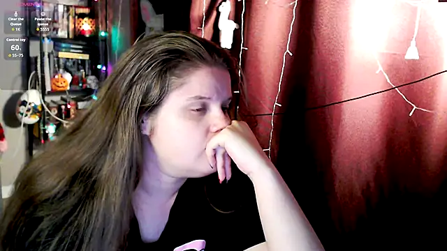 Snapshot of so_cute777 chatting on 14, 11, 2025 so cute777 online show from 14, 11, 2025