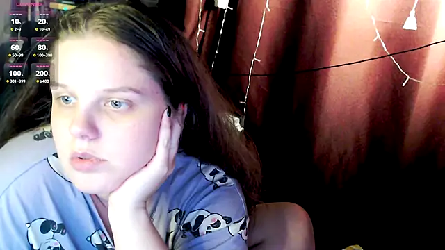 Snapshot of so_cute777 chatting on 18, 11, 2025 so cute777 online show from 18, 11, 2025