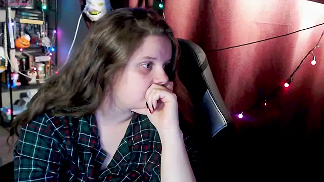 Snapshot of so_cute777 chatting on 22, 11, 2025 so cute777 online show from 22, 11, 2025