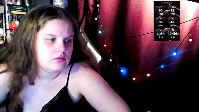 Snapshot of so_cute777 chatting on 28, 11, 2025 so cute777 online show from 28, 11, 2025