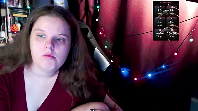 Snapshot of so_cute777 chatting on 28, 11, 2025 so cute777 online show from 28, 11, 2025