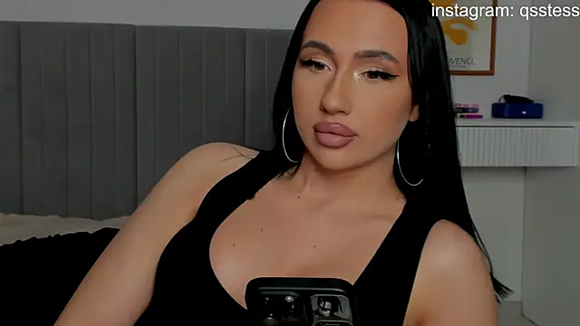 Snapshot of qsstess chatting on 7, 1, 2025 qsstess online show from 7, 1, 2025
