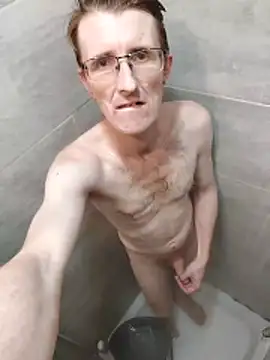 Snapshot of Zingan1983 chatting on 8, 4, 2026 Zingan1983 online show from 8, 4, 2026