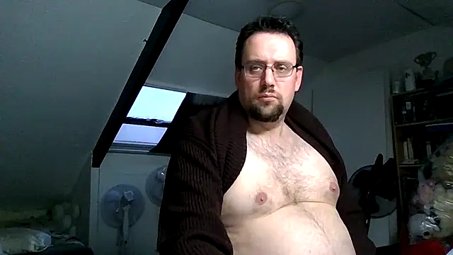 rdewaard81 online show from 3, 12, 2025