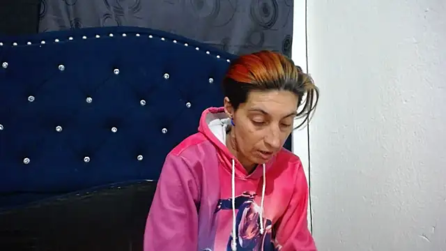 anyu1306 online show from 6, 1, 2025