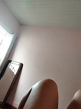 loiradiva29 online show from 24, 2, 2025