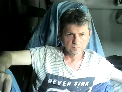 Snapshot of czarek888 chatting on 16, 9, 2025 czarek888 online show from 16, 9, 2025