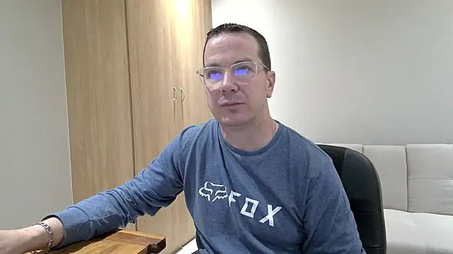 BrettJ81 online show from 25, 9, 2025