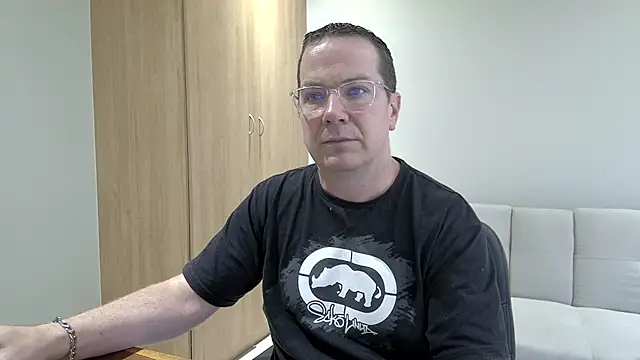 BrettJ81 online show from 12, 1, 2026