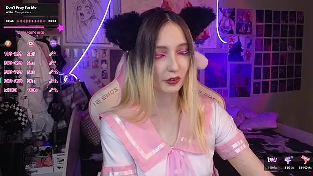 Snapshot of Evie_Ro chatting on 18, 3, 2025 Evie Ro online show from 18, 3, 2025