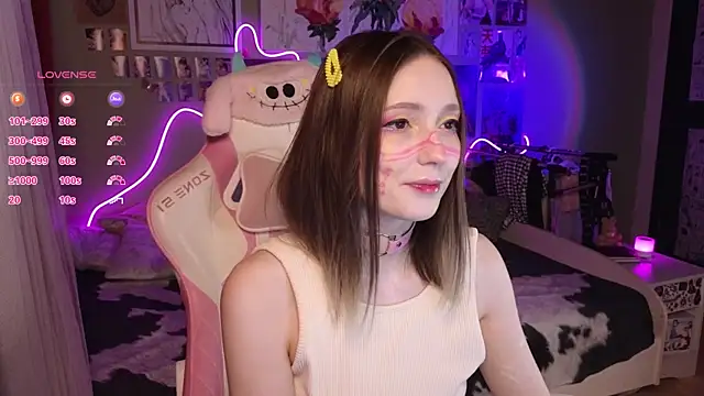 Evie Ro online show from 27, 3, 2026