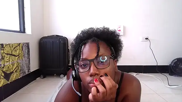 Snapshot of Ashaichious chatting on 17, 10, 2025 Ashaichious online show from 17, 10, 2025