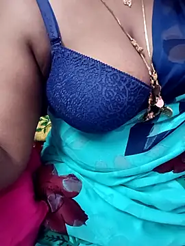 Snapshot of Tamil_Rathi chatting on 3, 3, 2025 Tamil Rathi online show from 3, 3, 2025